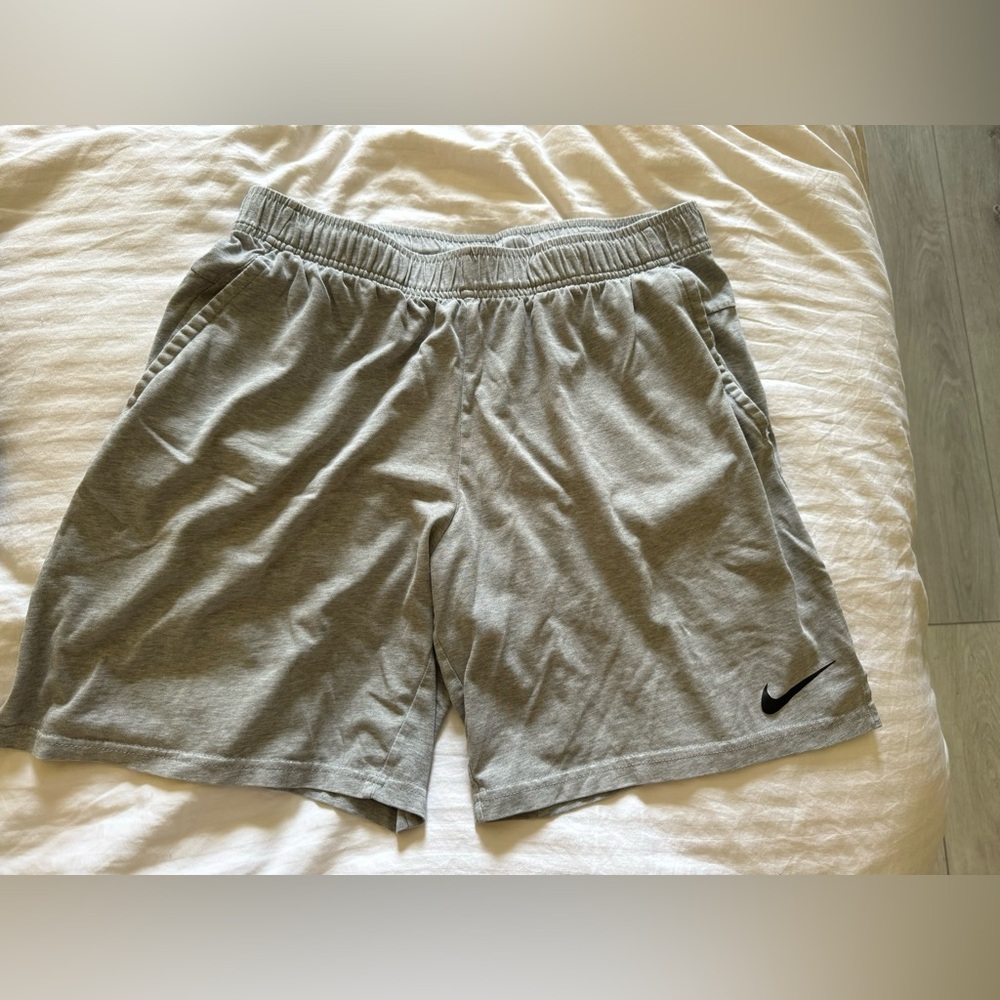 Gray Nike Dri-Fit shorts Large L